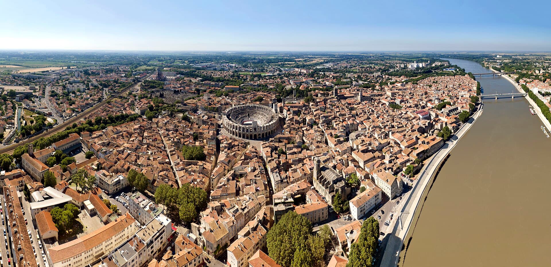 Marché Airbnb à Arles en juin 2026 : 3 088 annonces analysées
